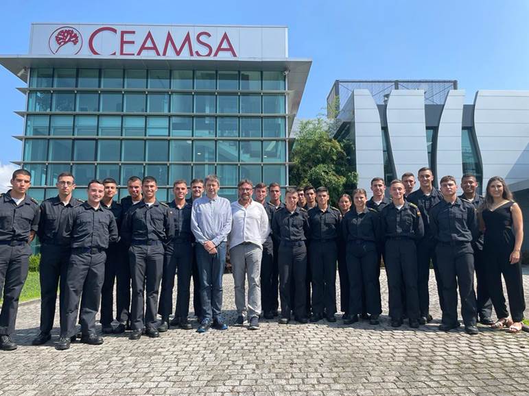 Visita profesional de alumnos de segundo curso a las instalaciones de la Compañía Española de Algas Marinas (CEAMSA)