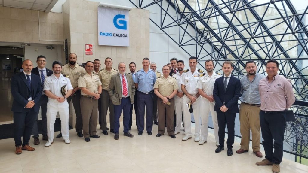 Alumnos del Máster DIRETIC del CUD-ENM visitan las instalaciones de la CRTVG